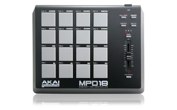 Controladora Akai Mpd18